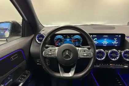 Photo 59 Mercedes GLA  250 e 8G-DCT