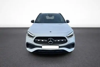 Photo 41 Mercedes GLA  250 e 8G-DCT