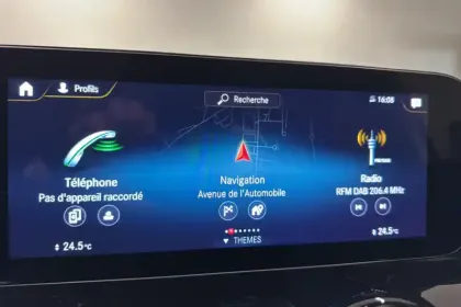 Photo 34 Mercedes GLA  250 e 8G-DCT