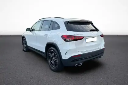 Photo 43 Mercedes GLA  250 e 8G-DCT