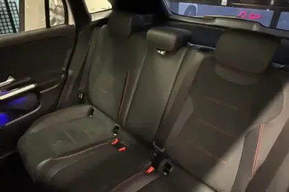 Photo 49 Mercedes GLA  250 e 8G-DCT