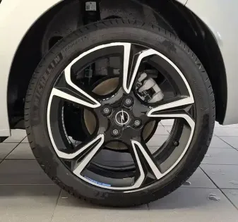 Photo 56 Opel Corsa  1.2 Turbo Hybrid 110 ch e-DCT6