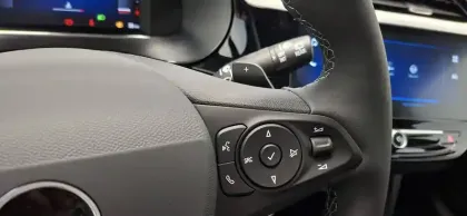 Photo 70 Opel Corsa  1.2 Turbo Hybrid 110 ch e-DCT6