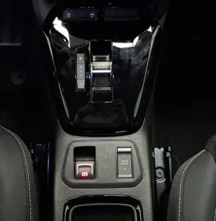 Photo 7 Opel Corsa  1.2 Turbo Hybrid 110 ch e-DCT6