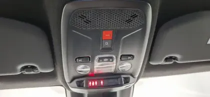 Photo 104 Opel Corsa  1.2 Turbo Hybrid 110 ch e-DCT6