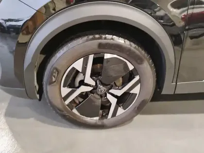 Photo 8 Peugeot 2008  PureTech 100 S&S BVM6