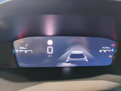 Photo 12 Peugeot 2008  PureTech 100 S&S BVM6