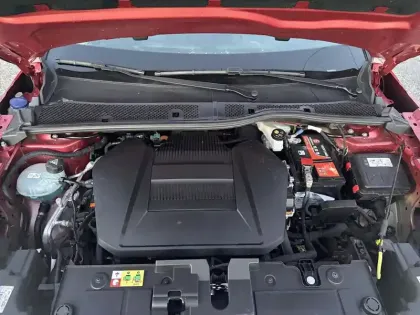 Photo 26 Citroën C4 e- 136 ch Automatique