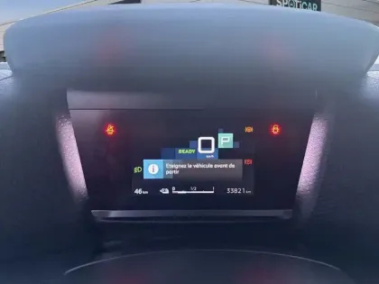 Photo 15 Citroën C4 e- 136 ch Automatique