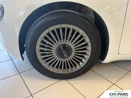 Photo 57 Fiat 500  e 118 ch