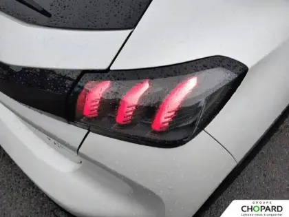 Photo 22 Peugeot 208  PureTech 100 S&S EAT8