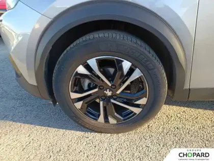 Photo 21 Peugeot 2008  PureTech 130 S&S EAT8