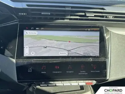 Photo 23 Peugeot 408  Hybrid 136 e-DCS6