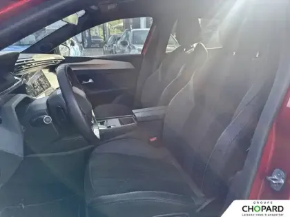 Photo 32 Peugeot 408  Hybrid 136 e-DCS6