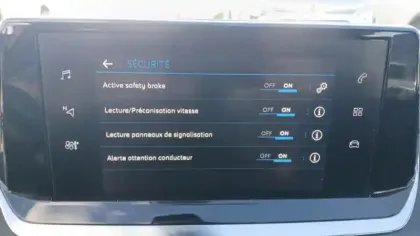 Photo 25 Peugeot 208  PureTech 100 S&S BVM6