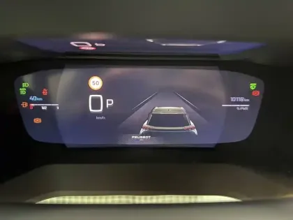 Photo 20 Peugeot 2008  Hybrid 136 e-DCS6