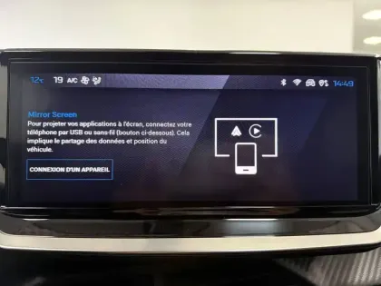 Photo 19 Peugeot 2008  Hybrid 136 e-DCS6