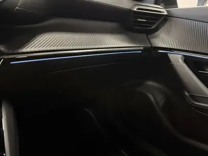 Photo 17 Peugeot 2008  Hybrid 136 e-DCS6