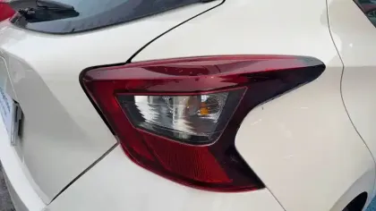 Photo 31 Nissan Micra  IG-T 92