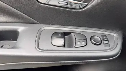 Photo 10 Nissan Micra  IG-T 92