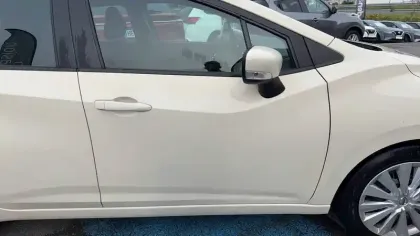 Photo 23 Nissan Micra  IG-T 92