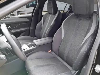 Photo 8 Peugeot 308  BlueHDi 130ch S&S EAT8