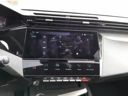 Photo 12 Peugeot 308  BlueHDi 130ch S&S EAT8