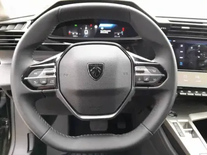 Photo 13 Peugeot 308  BlueHDi 130ch S&S EAT8