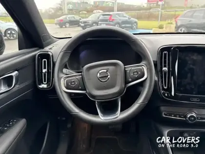 Photo 8 Volvo Xc40  Recharge 231 ch 1EDT