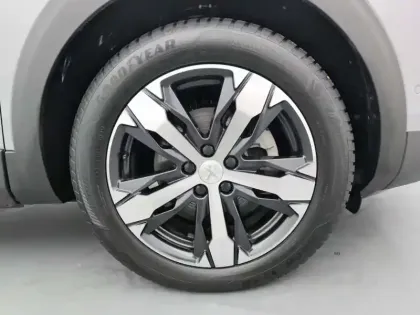 Photo 8 Peugeot 5008  PureTech 130ch S&S EAT8