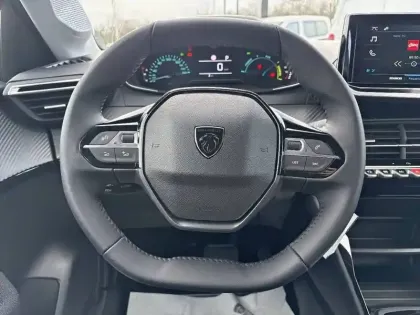 Photo 8 Peugeot 208  Hybrid 110 e-DCS6