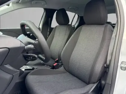 Photo 10 Peugeot 208  Hybrid 110 e-DCS6