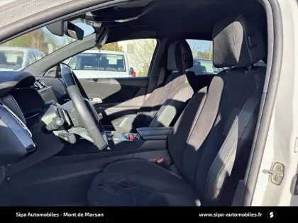 Photo 8 DS Ds 7 DS7 Crossback Hybride E-Tense 225 EAT8