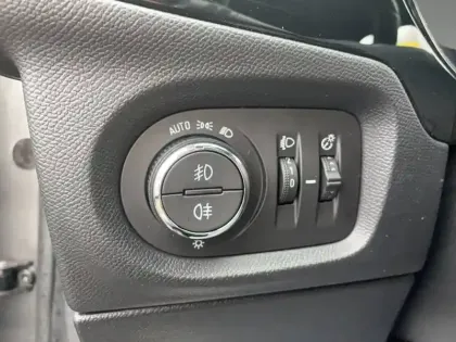 Photo 11 Opel Corsa  1.2 Turbo 100 ch BVM6