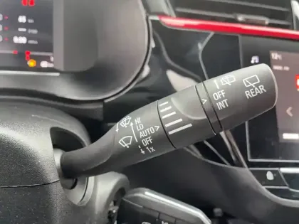 Photo 14 Opel Corsa  1.2 Turbo 100 ch BVM6