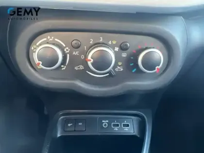 Photo 29 Renault Twingo  III TCe 95