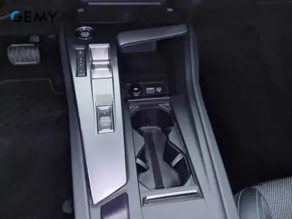 Photo 38 Peugeot 308 Gén. III Ph1 Allure Pack 5