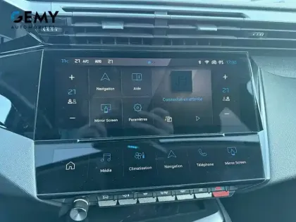 Photo 12 Peugeot 308  PHEV 180 e-EAT8