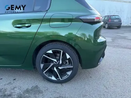 Photo 23 Peugeot 308  PHEV 180 e-EAT8