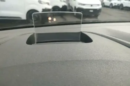 Photo 20 Citroën Berlingo e- Taille M 136 ch 100 kWh Automatique