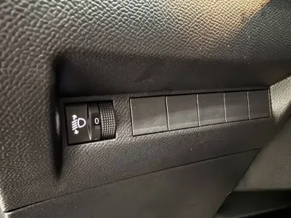 Photo 28 Peugeot 208  100 S&S BVM6