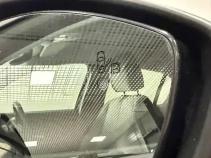 Photo 23 Peugeot 208  100 S&S BVM6