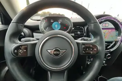 Photo 18 Mini Mini Hatch 3 Portes Cooper 136 ch DKG7