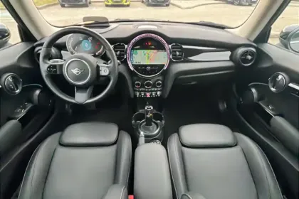 Photo 16 Mini Mini Hatch 3 Portes Cooper 136 ch DKG7