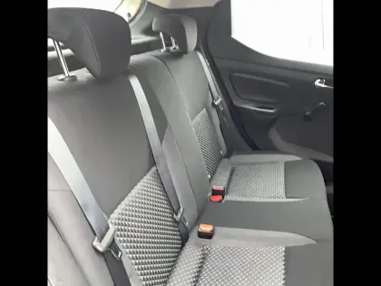 Photo 39 Nissan Micra  IG-T 92