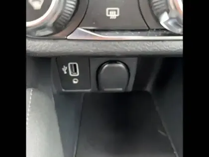 Photo 51 Nissan Micra  IG-T 92