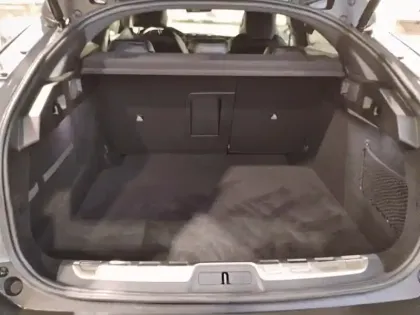 Photo 14 Peugeot 408  Hybrid 136 e-DCS6