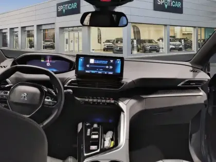 Photo 9 Peugeot 5008  Hybrid 136 e-DCS6