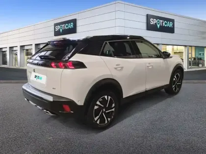 Photo 28 Peugeot 2008  PureTech 130 S&S BVM6