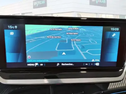 Photo 18 Peugeot 2008  PureTech 130 S&S BVM6